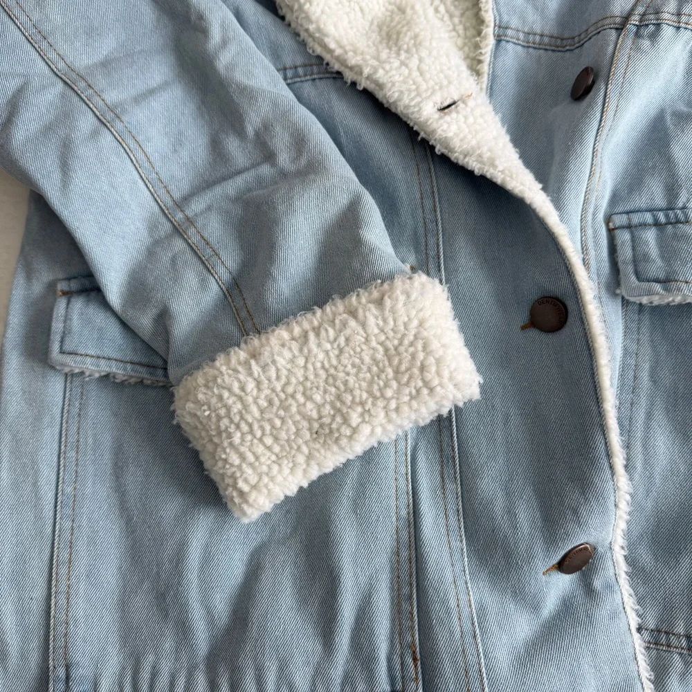 Ashley Vintage Charm Denim Sherpa Jacket Size Medium